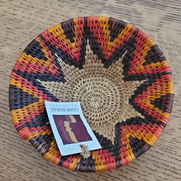 Gone Rural Swaziland Woven Bowl - Picture 4 of 5